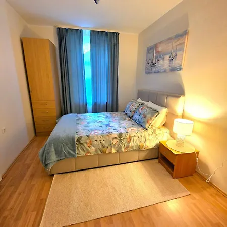 Lejlighed Spacious In Supeluse Area *